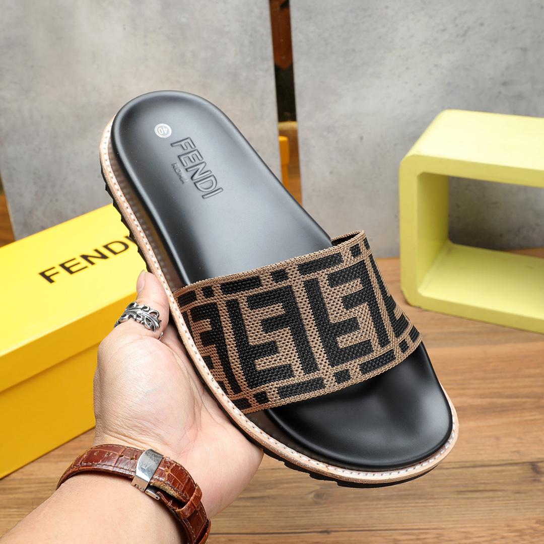 Fendi FF Logo Slides - EUR FASHION