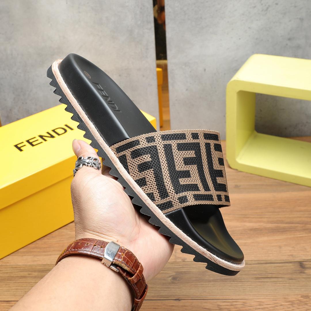 Fendi FF Logo Slides - EUR FASHION