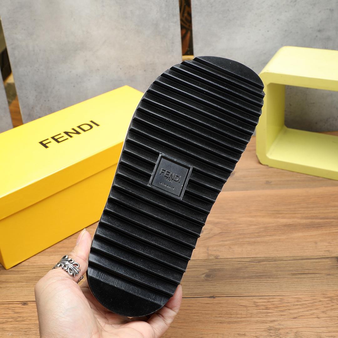 Fendi FF Logo Slides - EUR FASHION