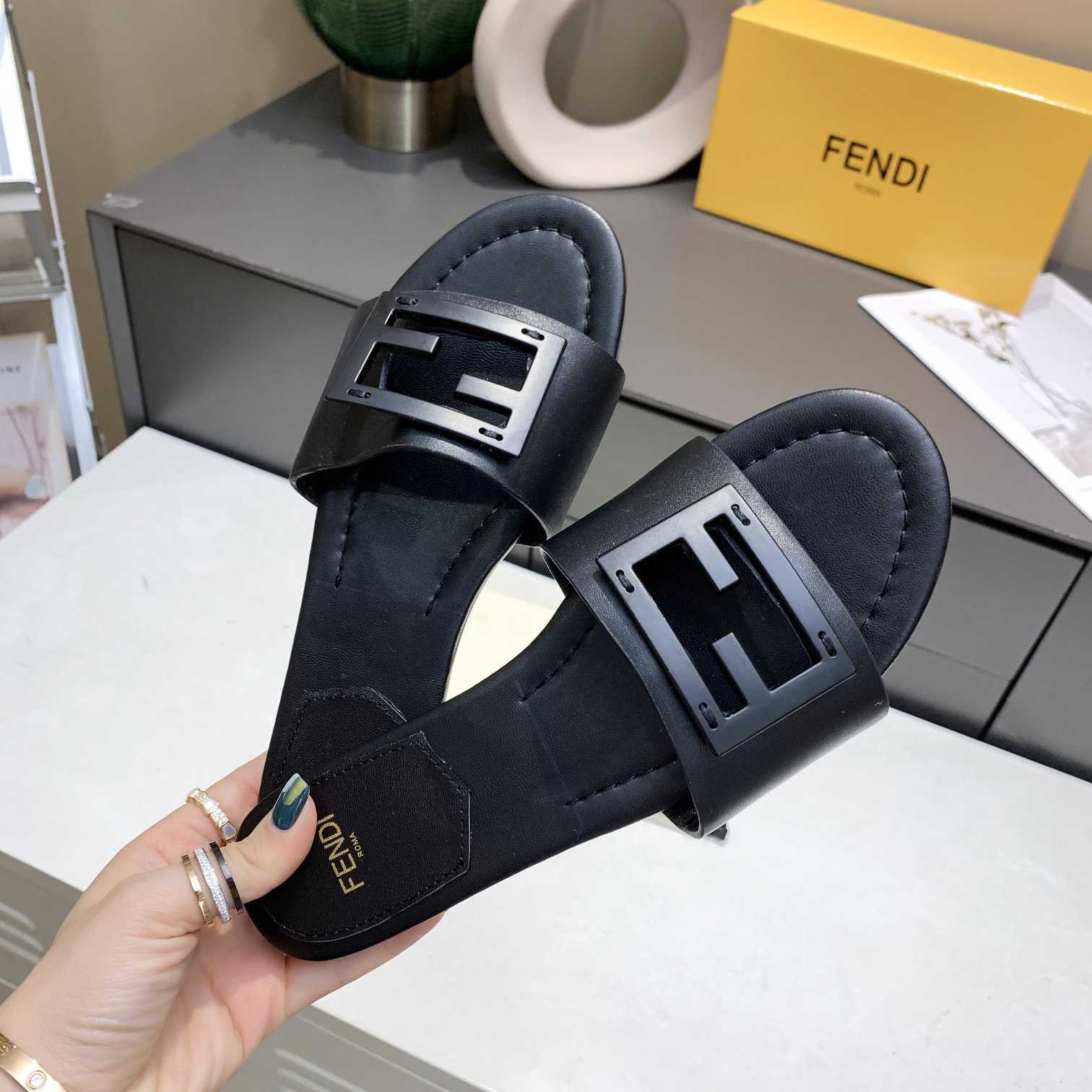 Fendi Signature Black Leather Slides - EUR FASHION