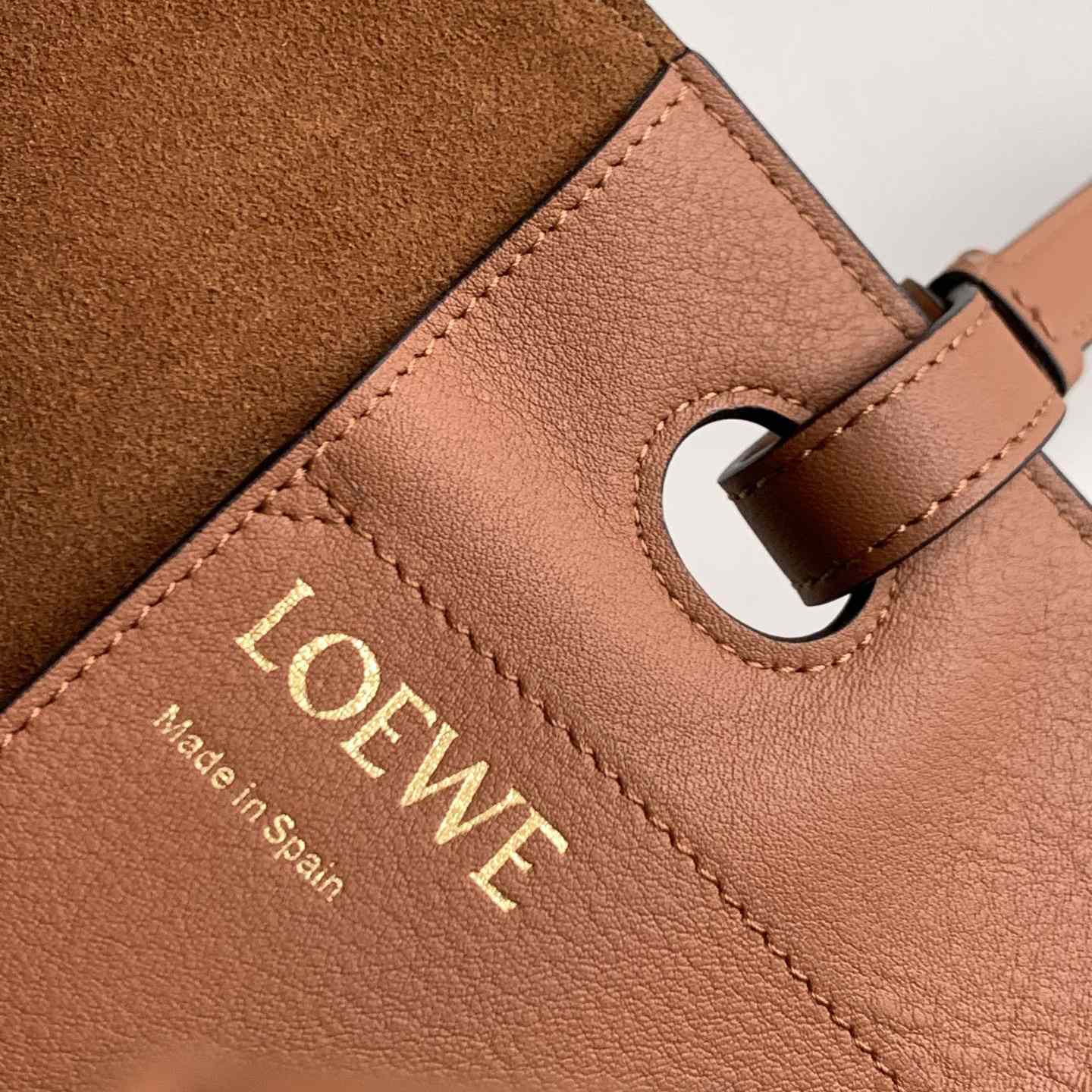 Loewe Small Anagram Tote Bag In Classic Calfskin - EUR FASHION