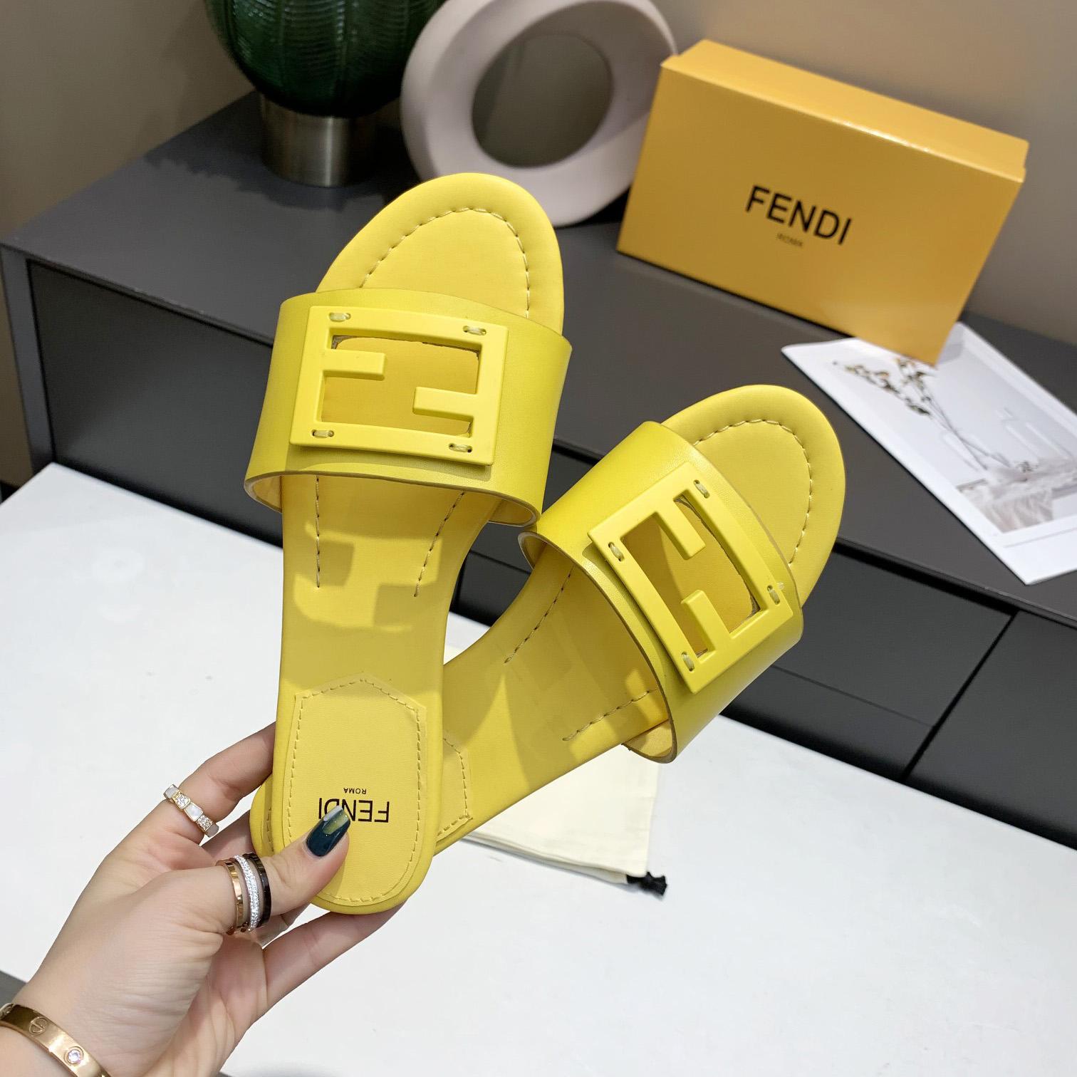 Fendi Signature Yellow Leather Slides - EUR FASHION