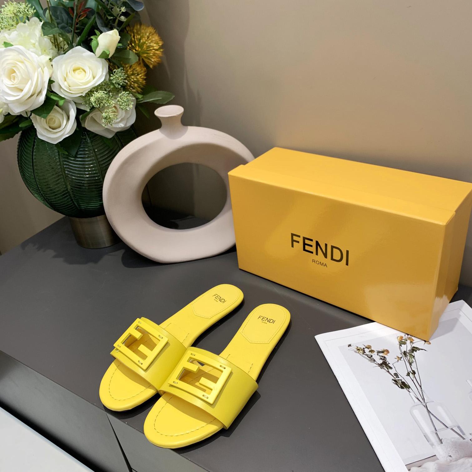 Fendi Signature Yellow Leather Slides - EUR FASHION