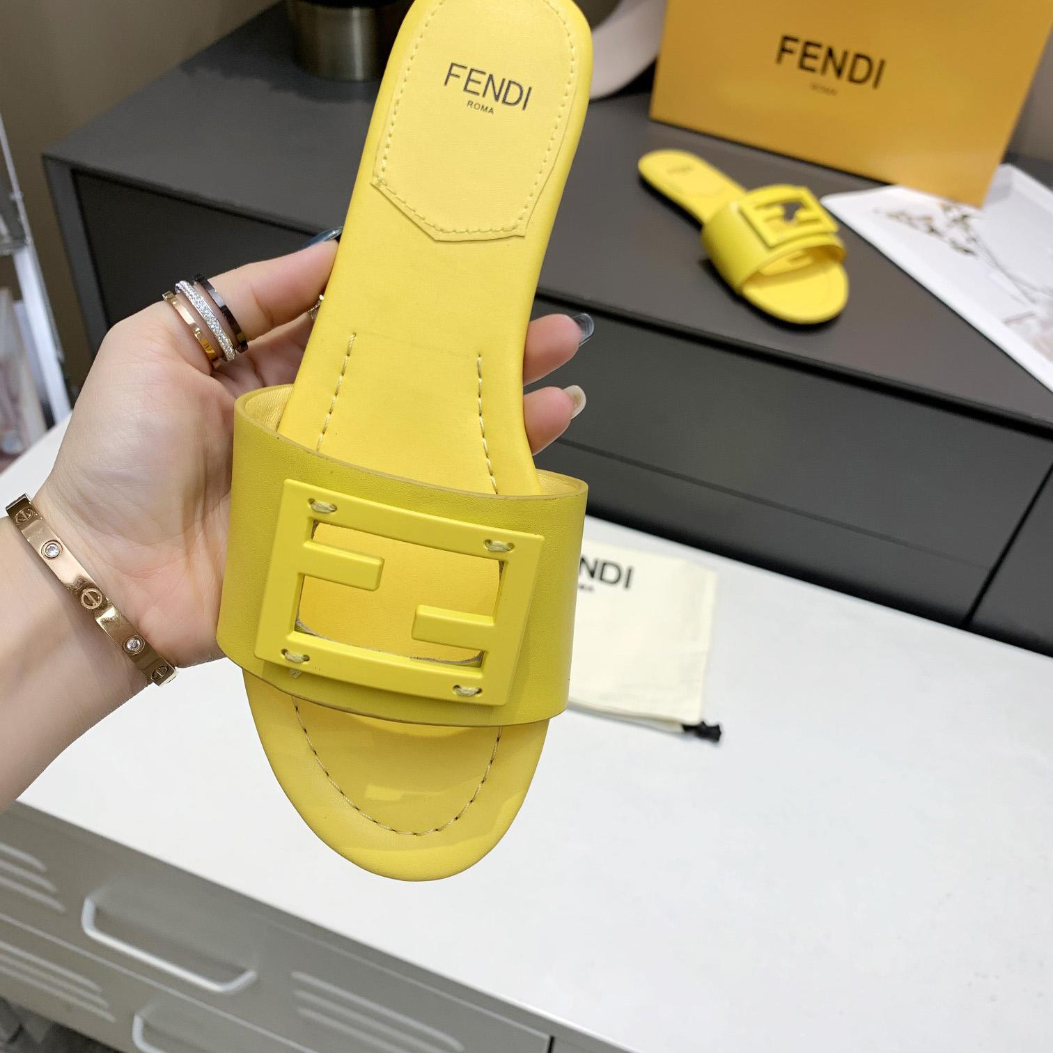 Fendi Signature Yellow Leather Slides - EUR FASHION