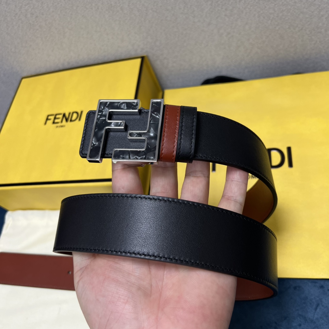 Fendi Bespoke Belt - EUR FASHION