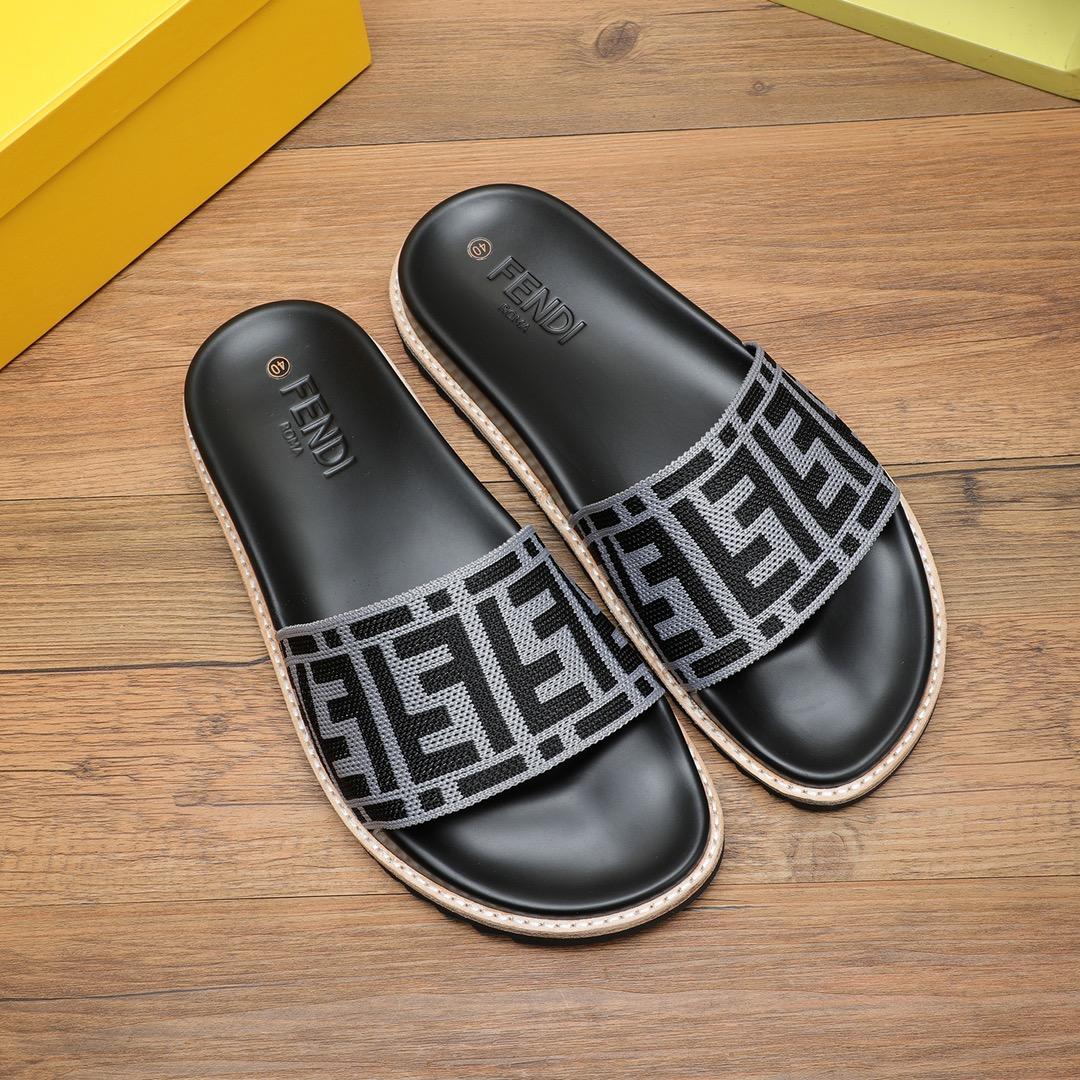 Fendi FF Logo Slides - EUR FASHION