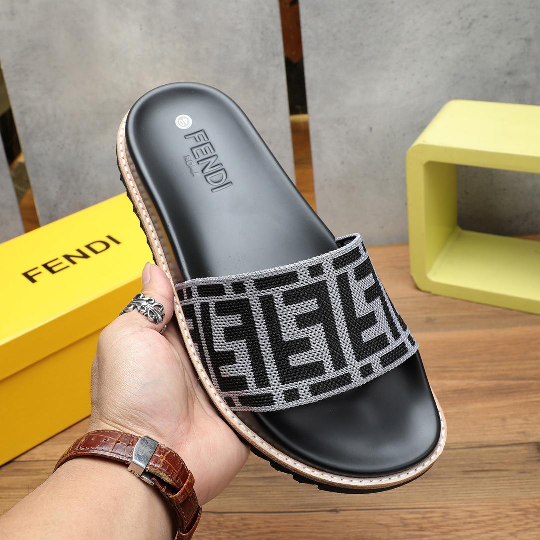 Fendi FF Logo Slides - EUR FASHION