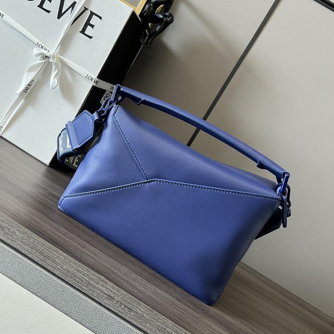 Loewe Small Puzzle Edge Bag In Satin Calfskin - EUR FASHION