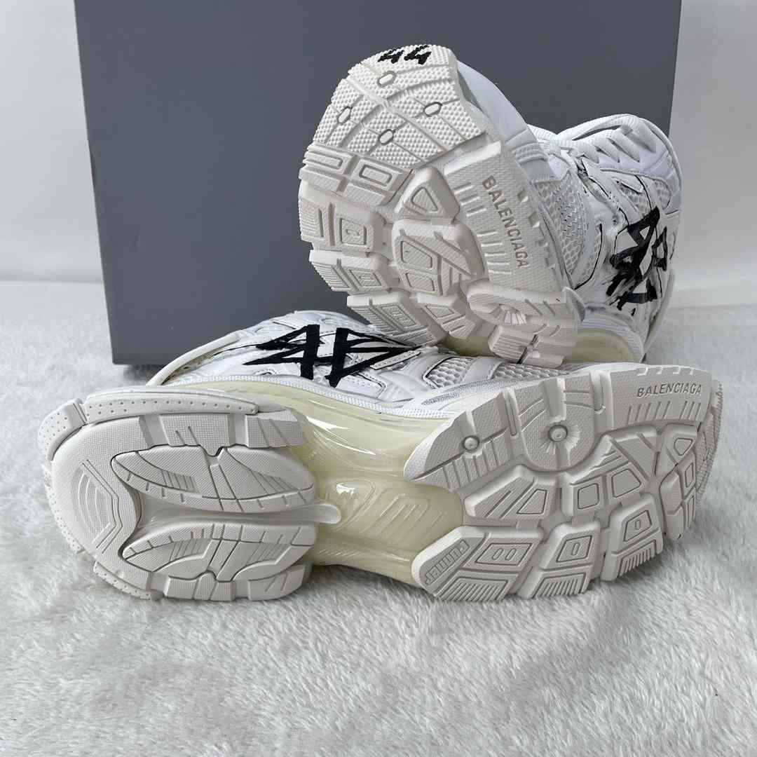 Balenciaga Runner Graffiti Sneaker In White - EUR FASHION