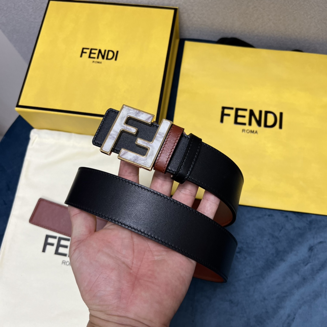 Fendi Bespoke Belt - EUR FASHION