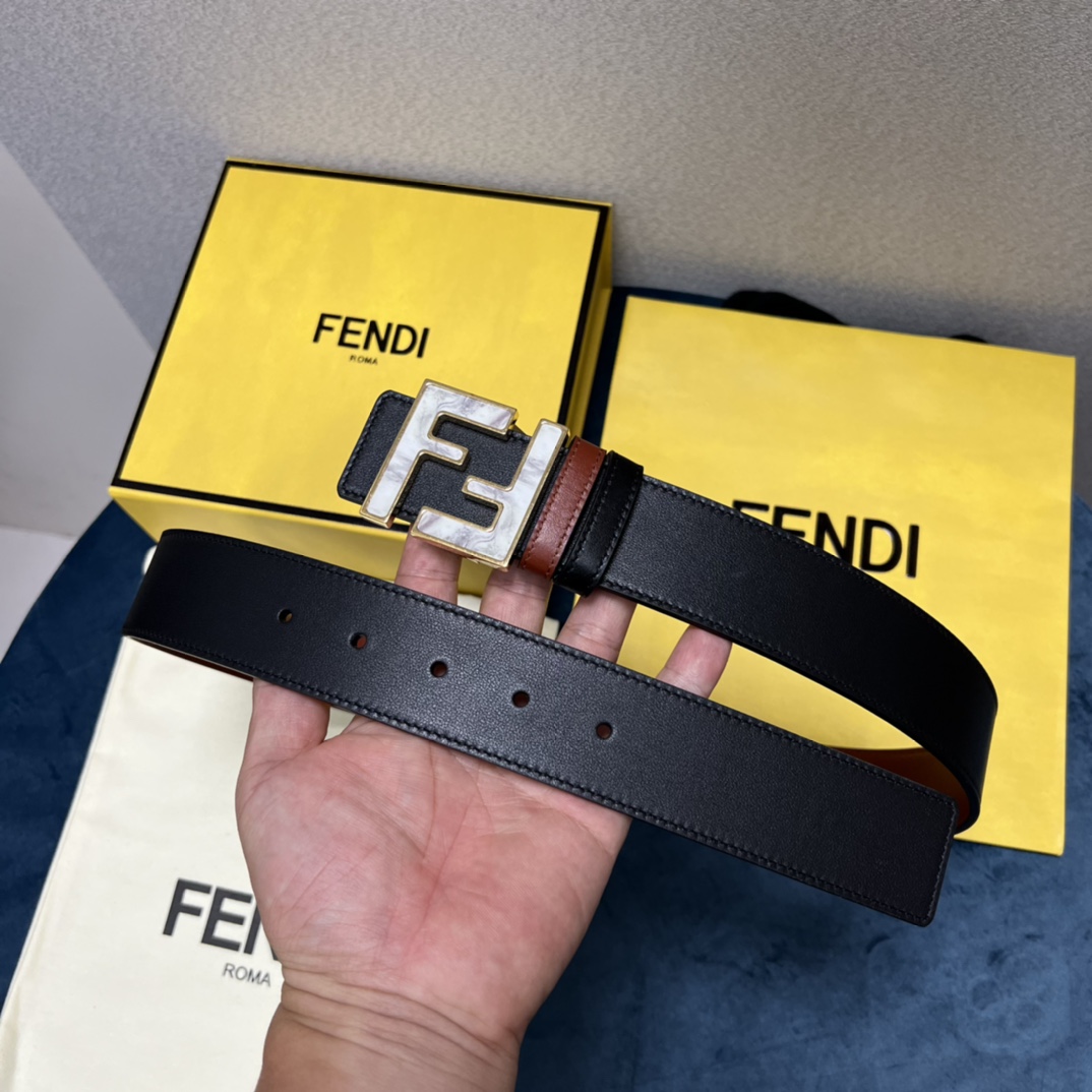 Fendi Bespoke Belt - EUR FASHION