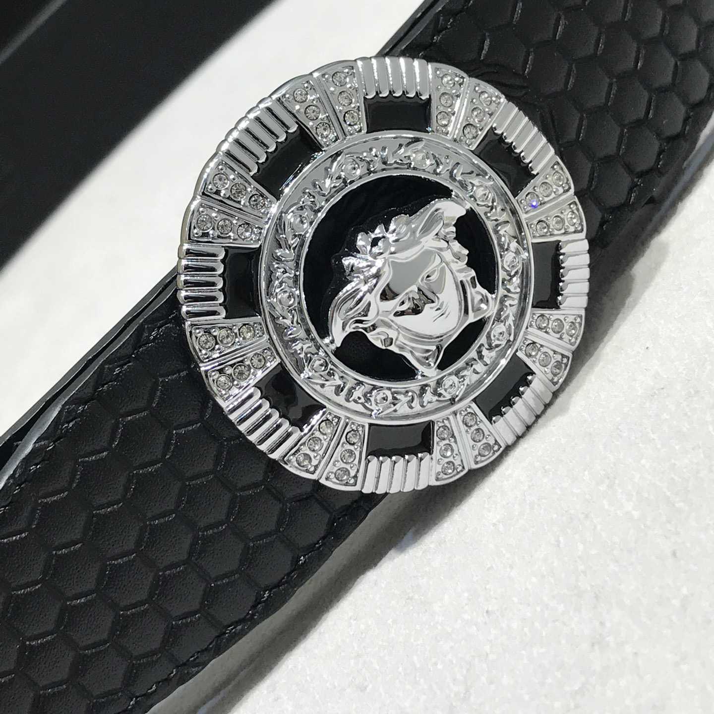 Versace Medusa Leathre Belt    39mm - EUR FASHION