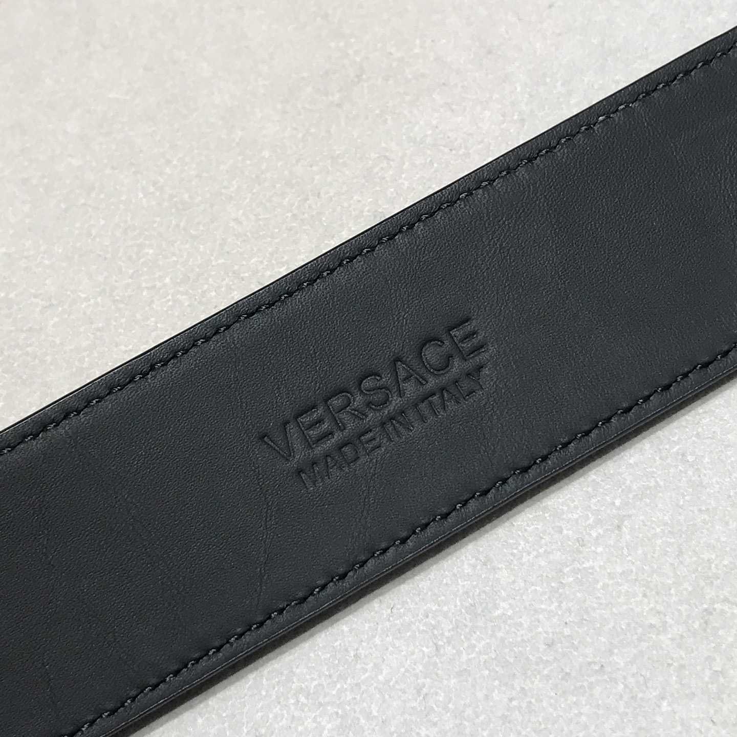 Versace Medusa Leathre Belt    39mm - EUR FASHION