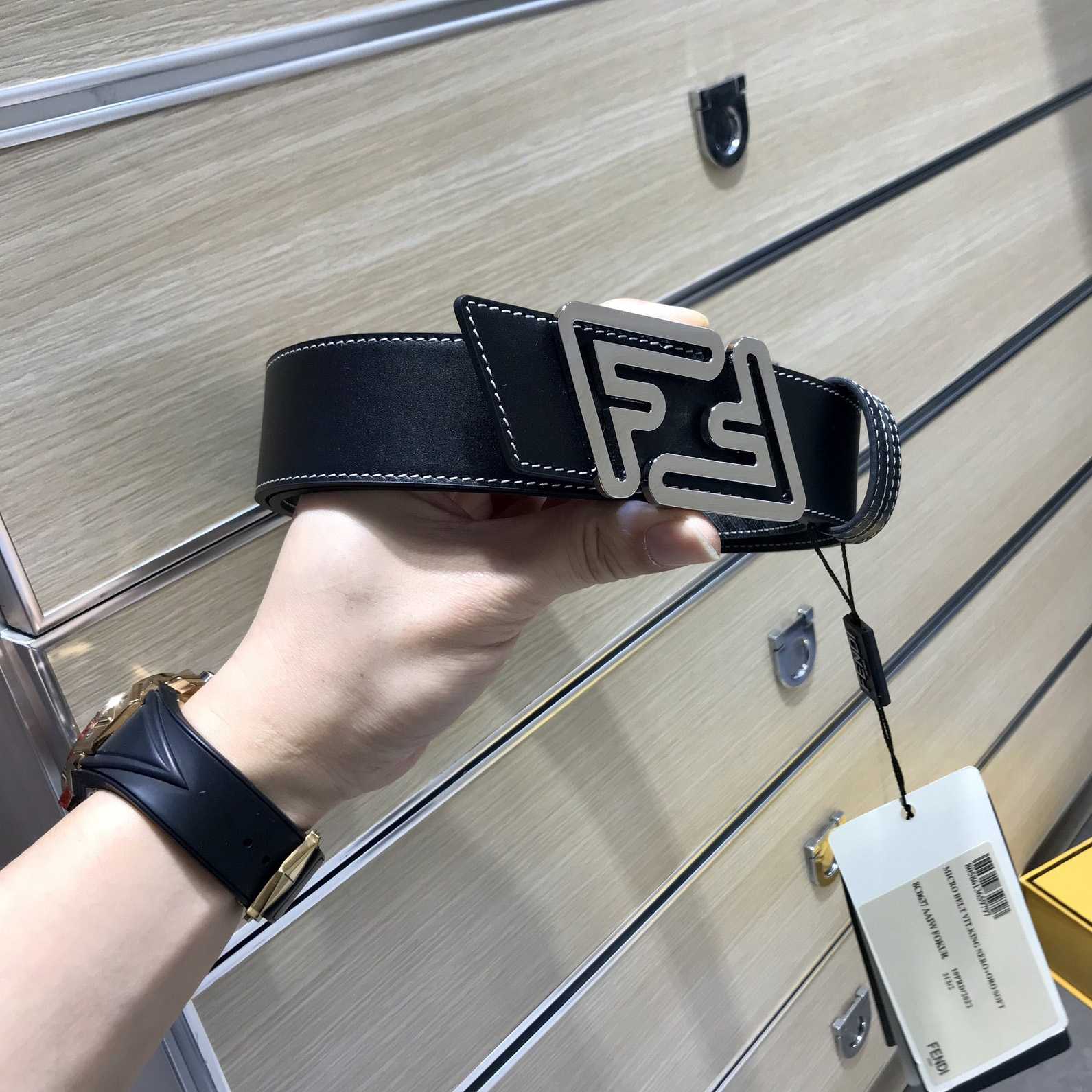 Fendi Black Leather Belt - EUR FASHION