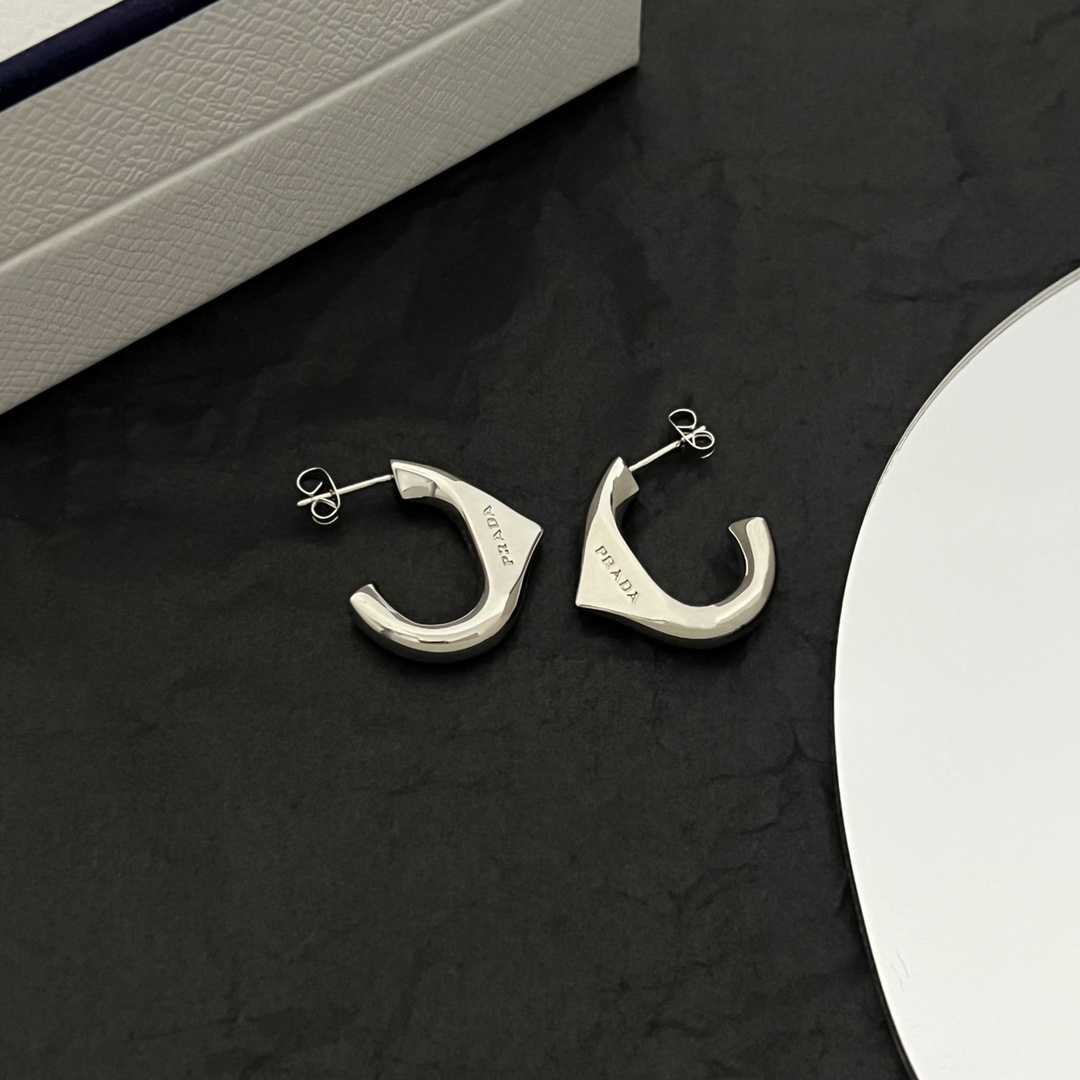 Prada Small Earrings - EUR FASHION