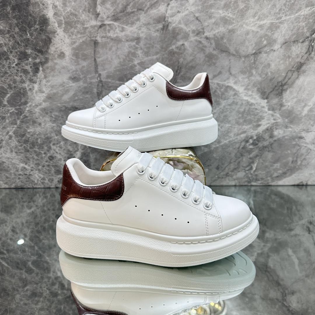 Alexander Mqueen Oversized Sneaker In White - EUR FASHION