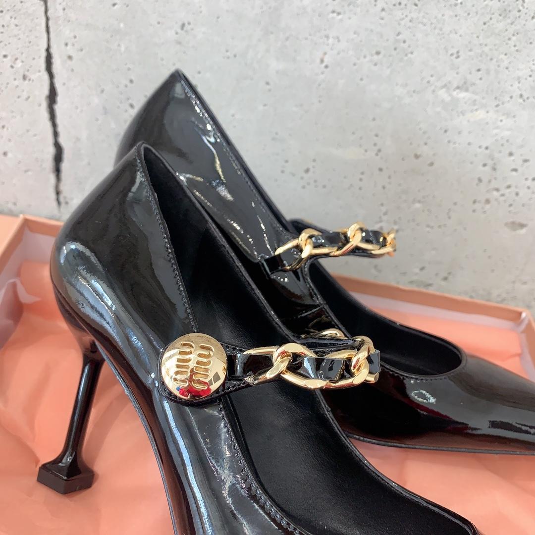 Miu Miu Patent Leather Pumps - EUR FASHION