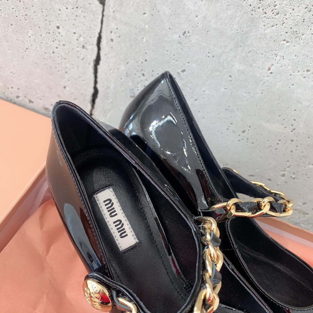 Miu Miu Patent Leather Pumps - EUR FASHION