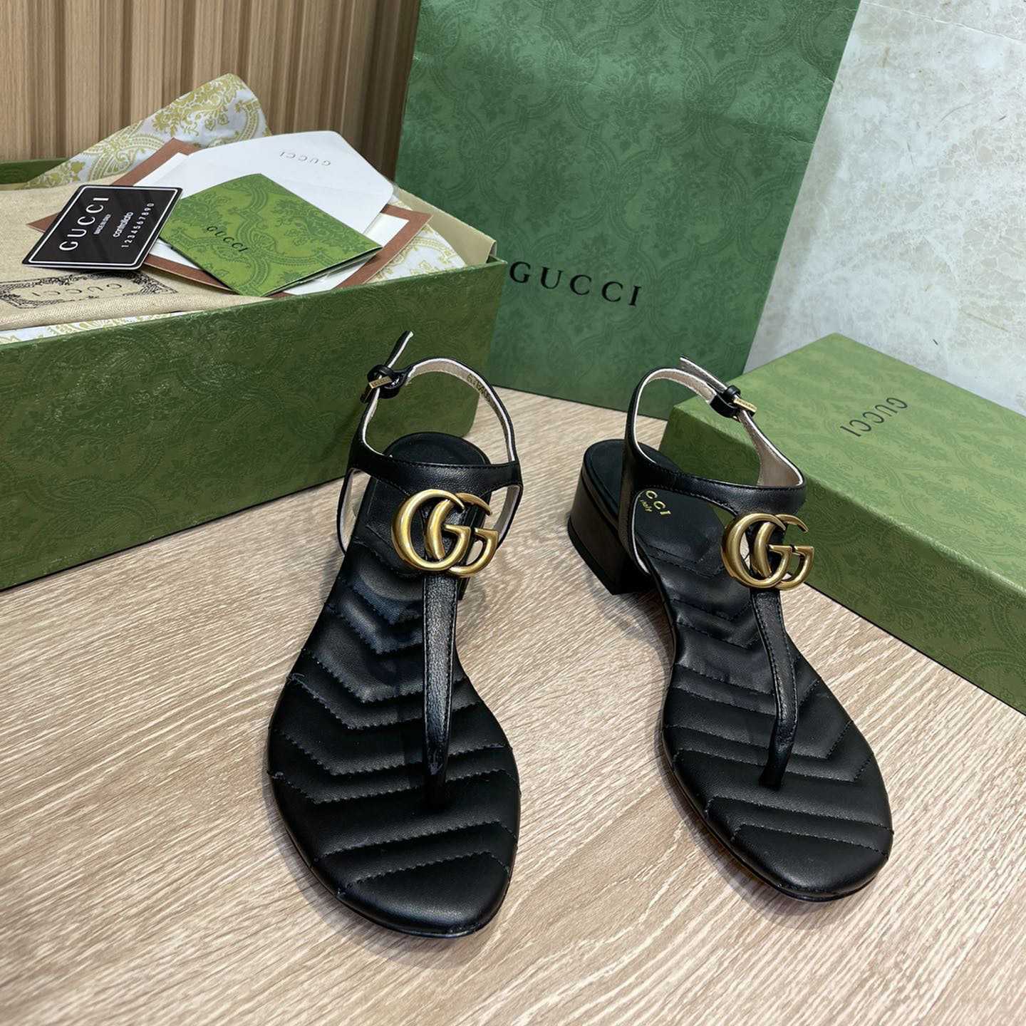 Gucci Women's Double G Sandal - EUR FASHION