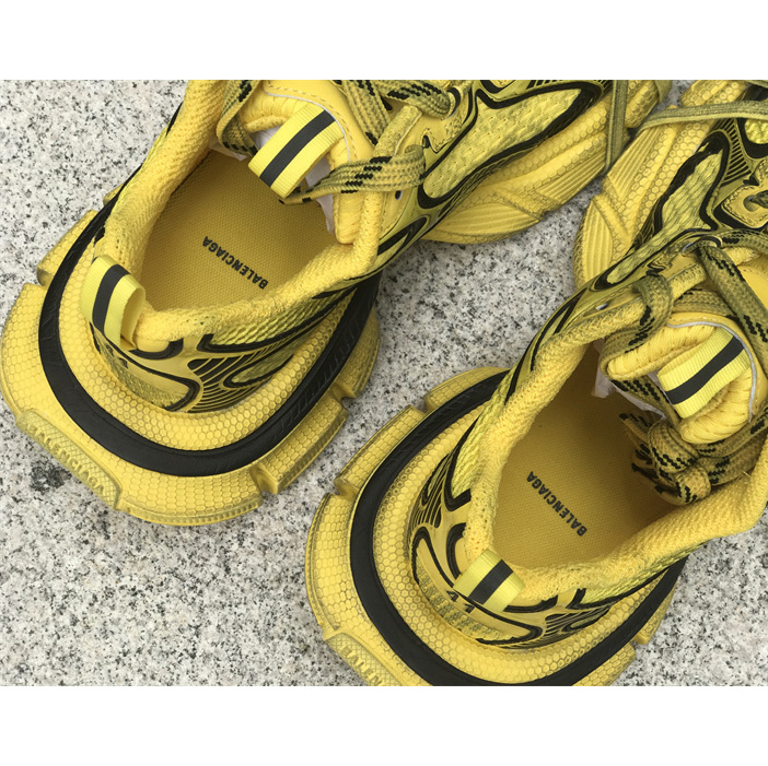 Balenciaga 3XL Trainers In Yellow - EUR FASHION