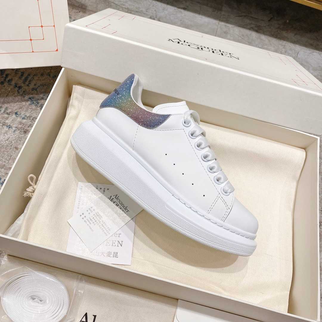 Alexander Mqueen Oversized Sneaker In White - EUR FASHION