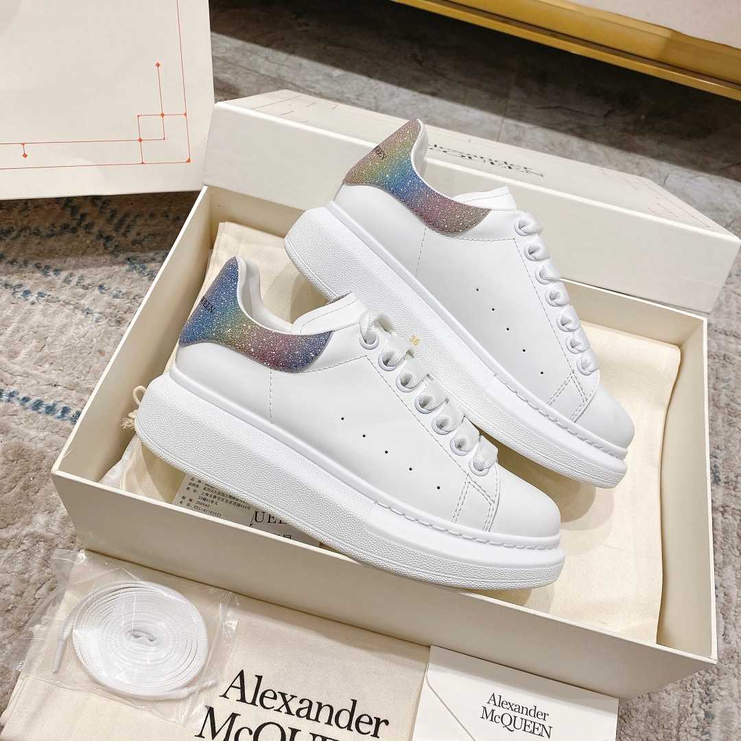 Alexander Mqueen Oversized Sneaker In White - EUR FASHION