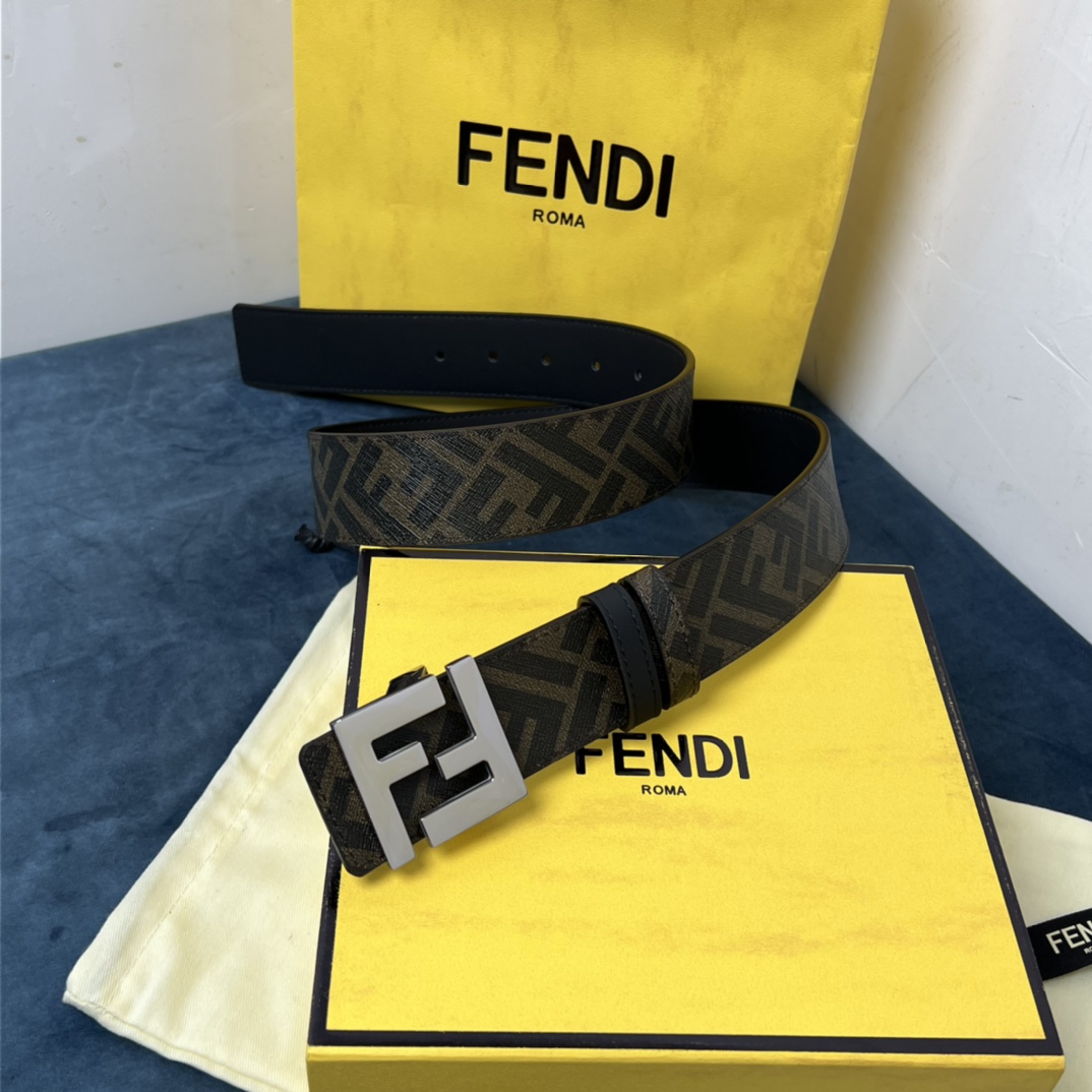 Fendi Reversible Black Leather Belt  - EUR FASHION