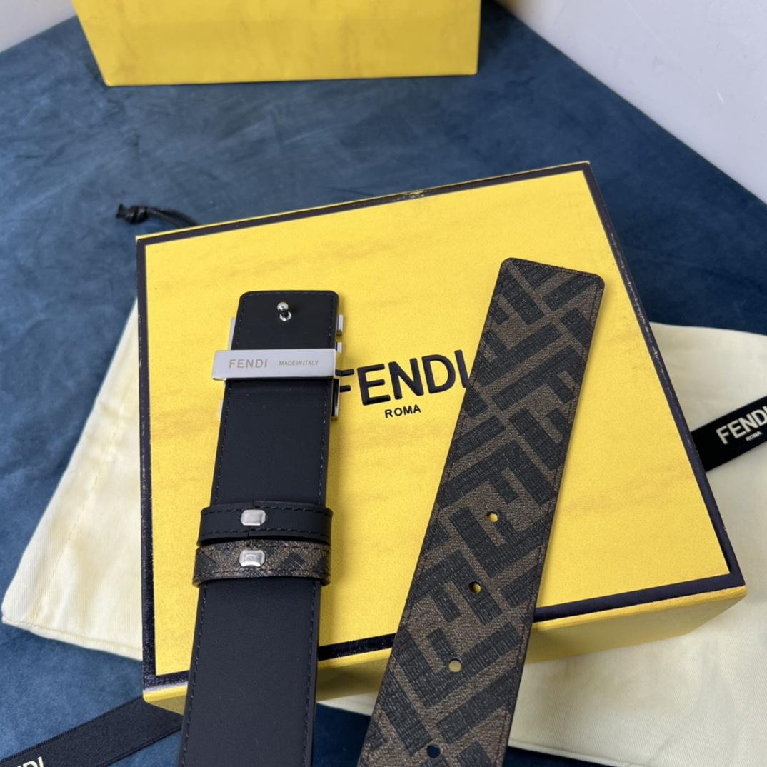 Fendi Reversible Black Leather Belt  - EUR FASHION