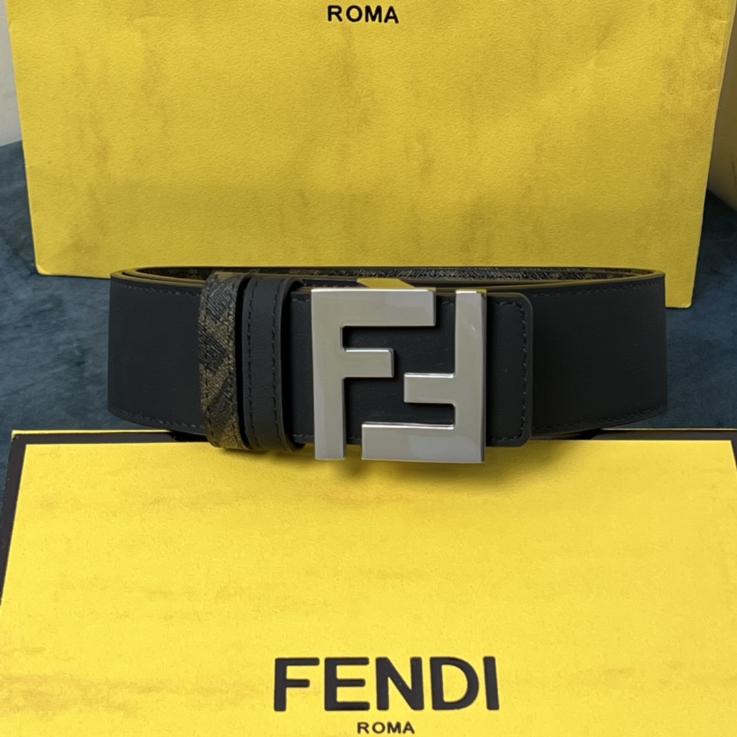 Fendi Reversible Black Leather Belt  - EUR FASHION