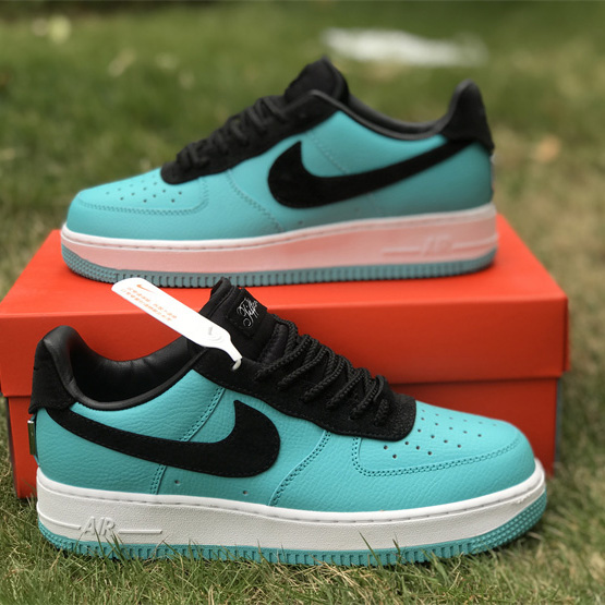 Nike x Tiffany & Co. Air Force 1 1837  Sneaker          DZ1382-002 - EUR FASHION