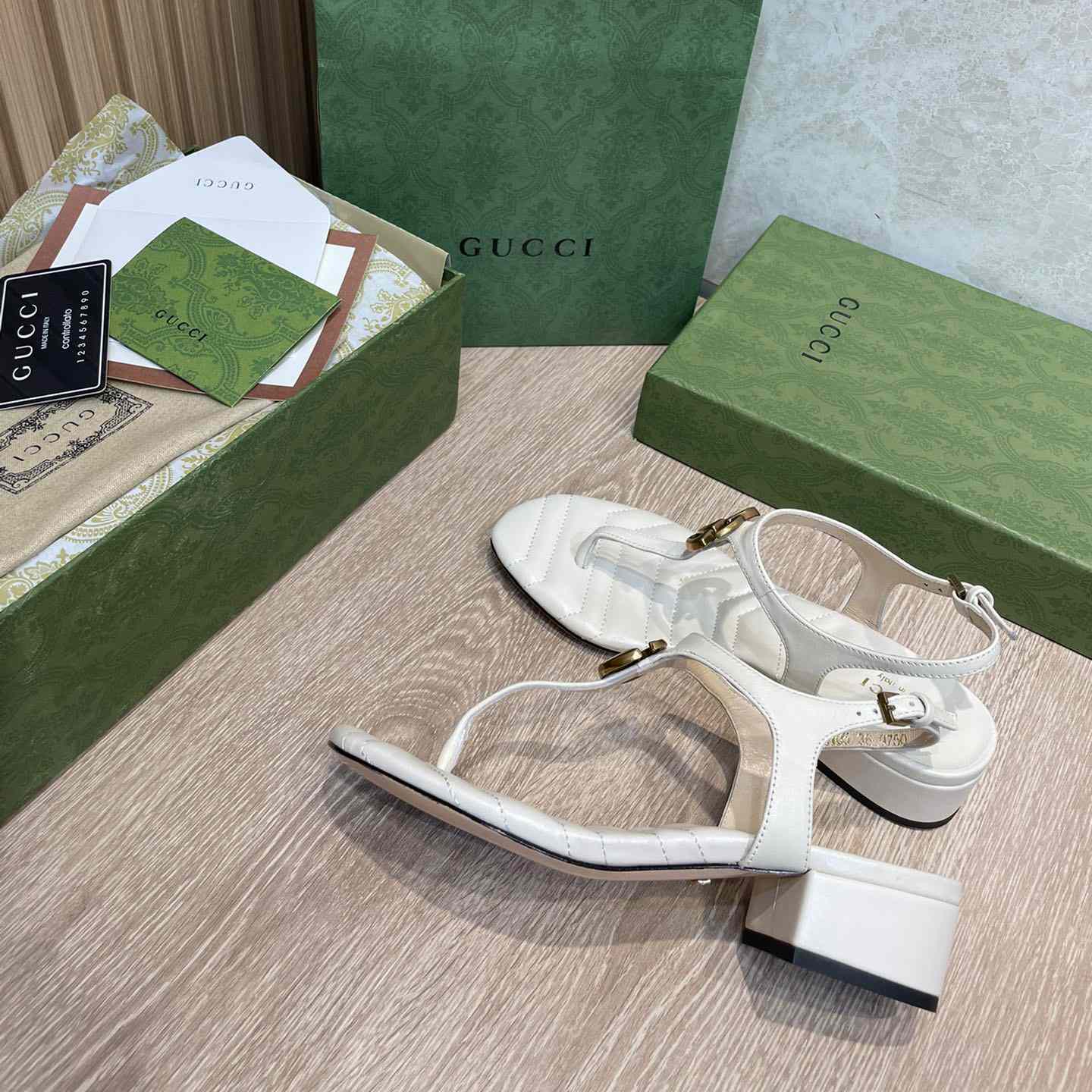 Gucci Women's Double G Sandal - EUR FASHION