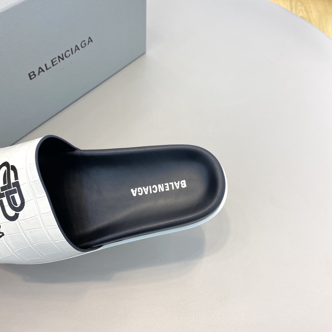 Balenciaga Pool Slide Sandal  - EUR FASHION