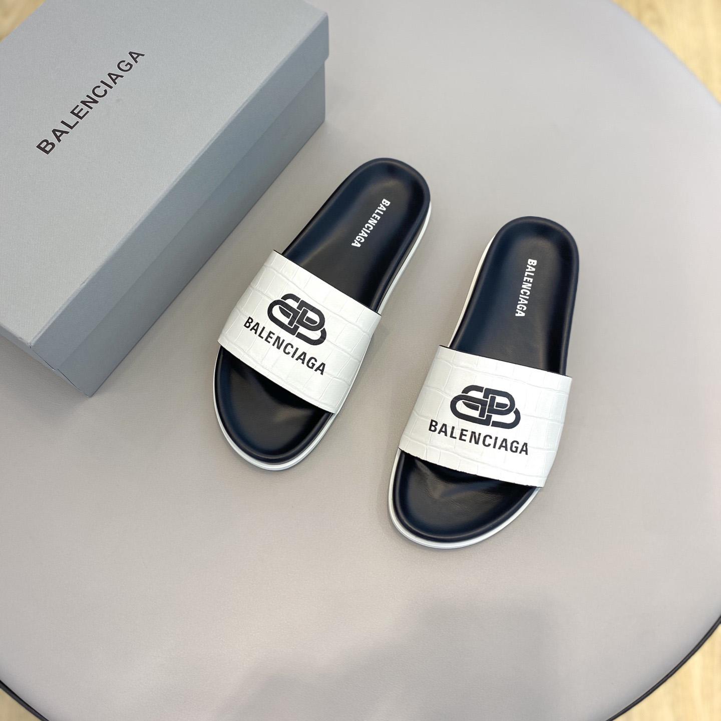 Balenciaga Pool Slide Sandal  - EUR FASHION