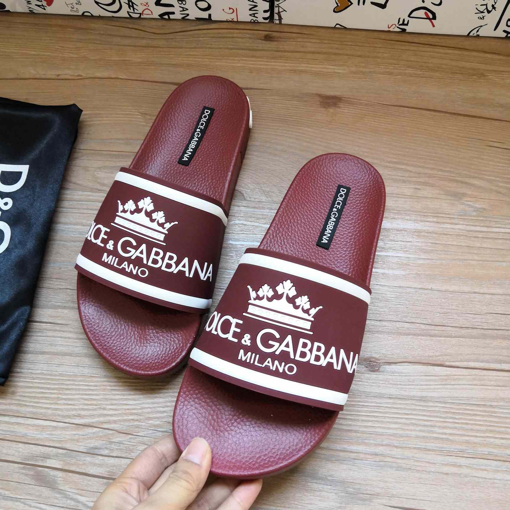 Dolce & Gabbana Logo Slides - EUR FASHION