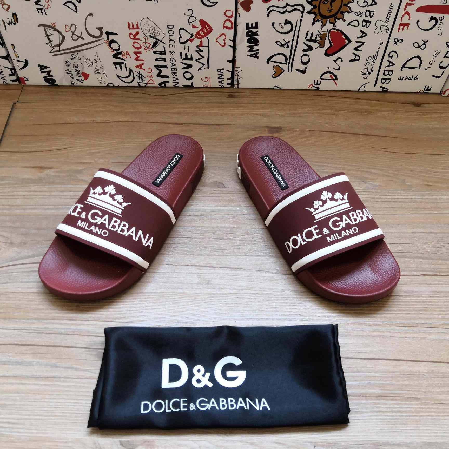 Dolce & Gabbana Logo Slides - EUR FASHION