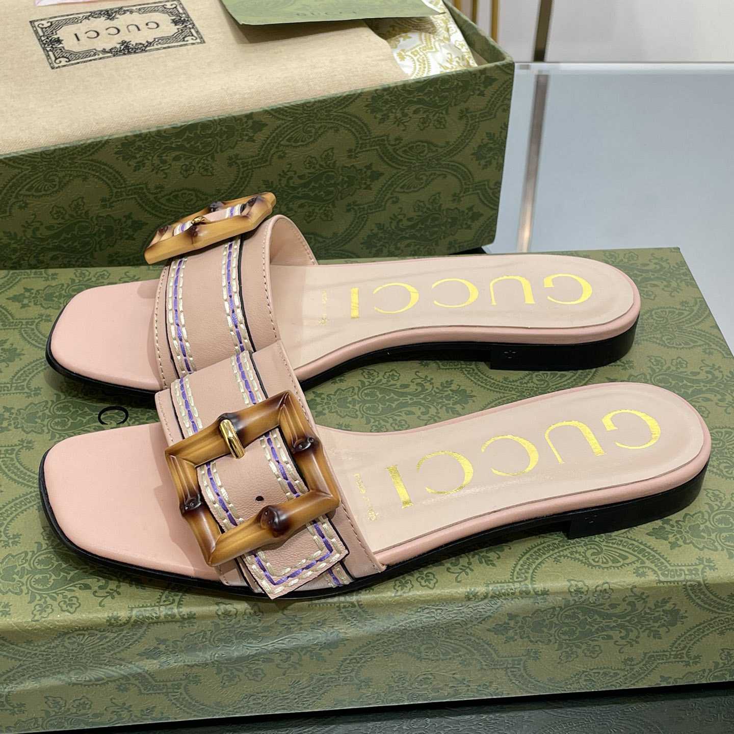 Gucci Women's Slide Sandal With Bamboo Buckle - EUR FASHION