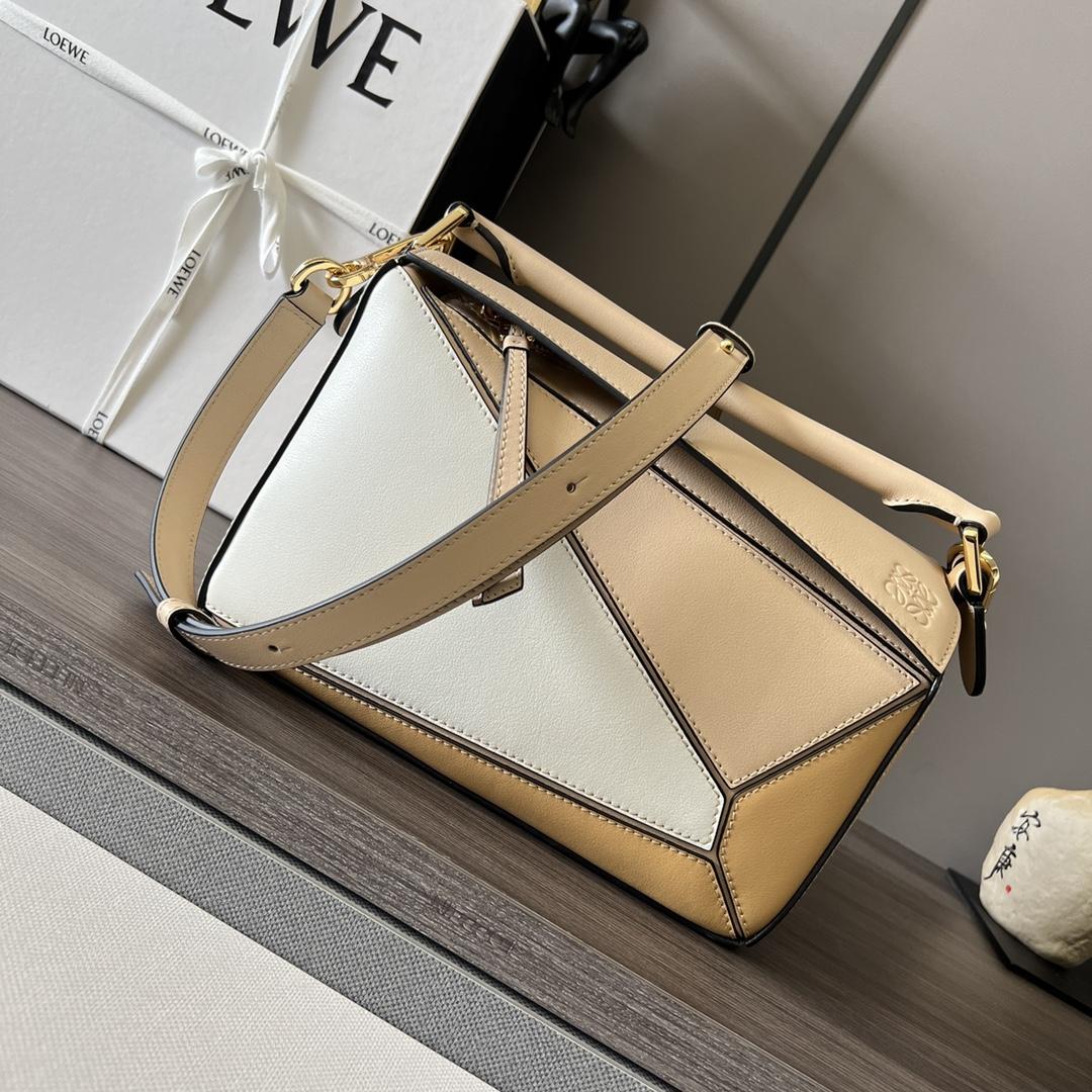 Loewe Small Puzzle Bag In Classic Calfskin - EUR FASHION