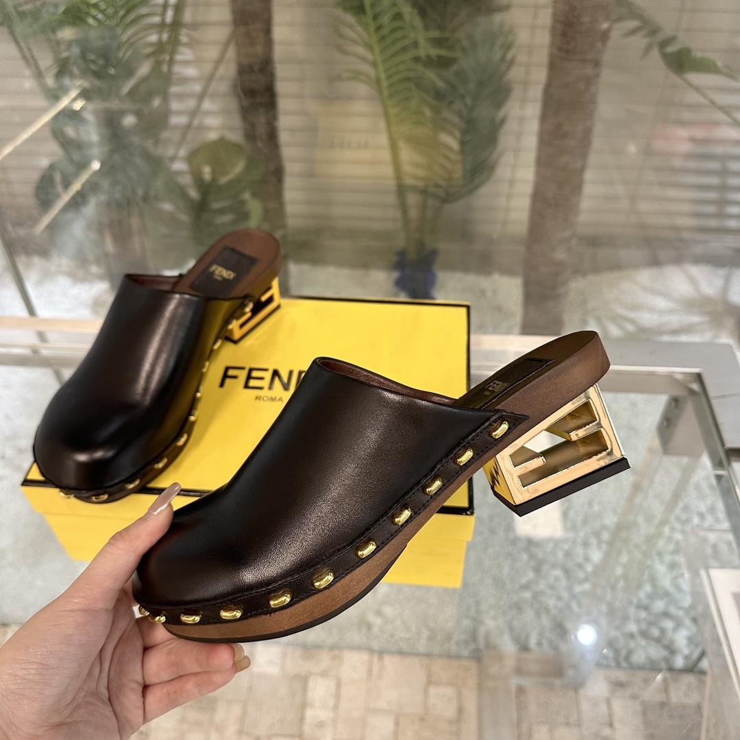 Fendi Baguette Show Black Leather Medium-heel Clogs - EUR FASHION