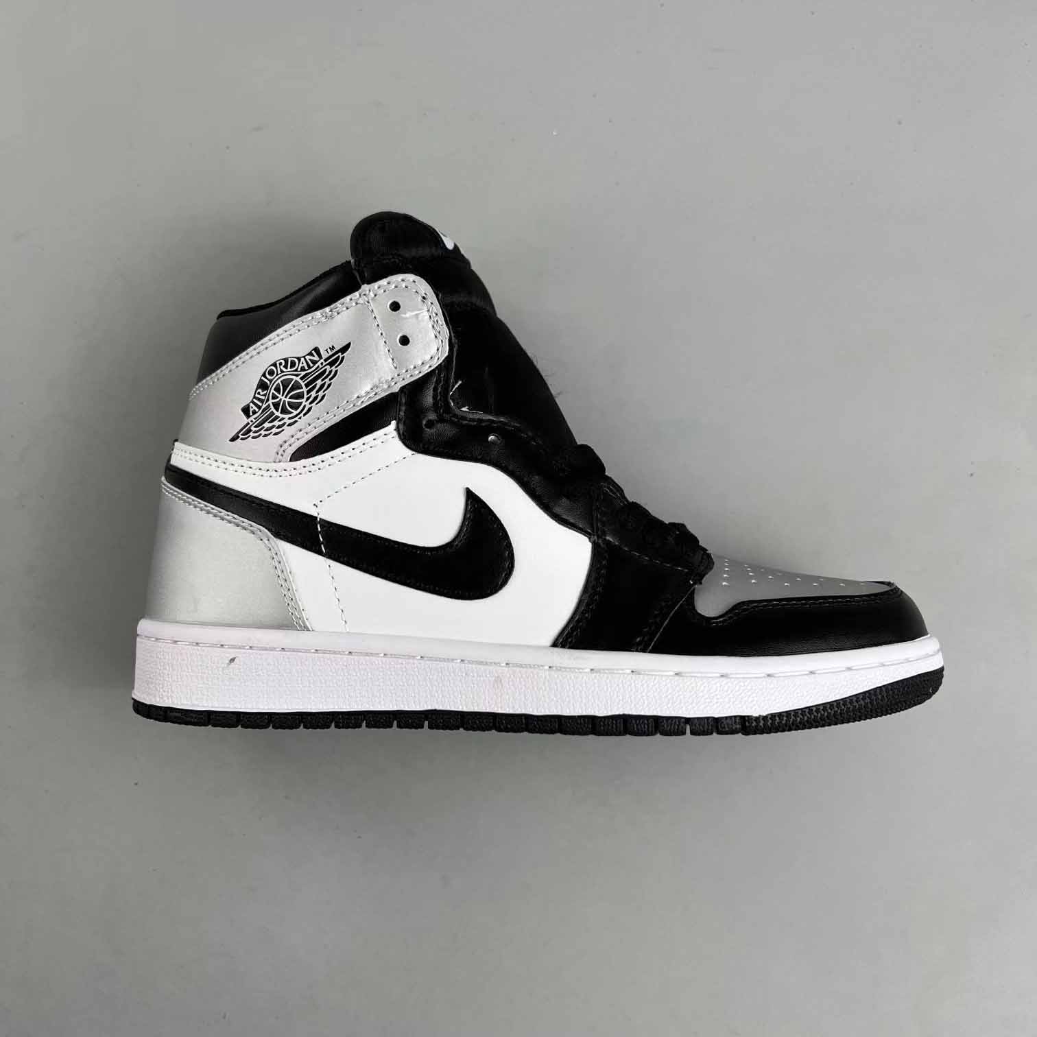 Air Jordan 1 "Chicago Reimagined" Sneakers       - EUR FASHION