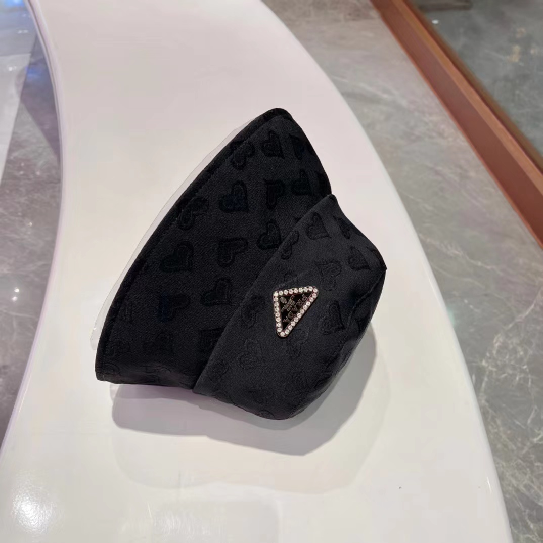 Prada Bucket Hat - EUR FASHION