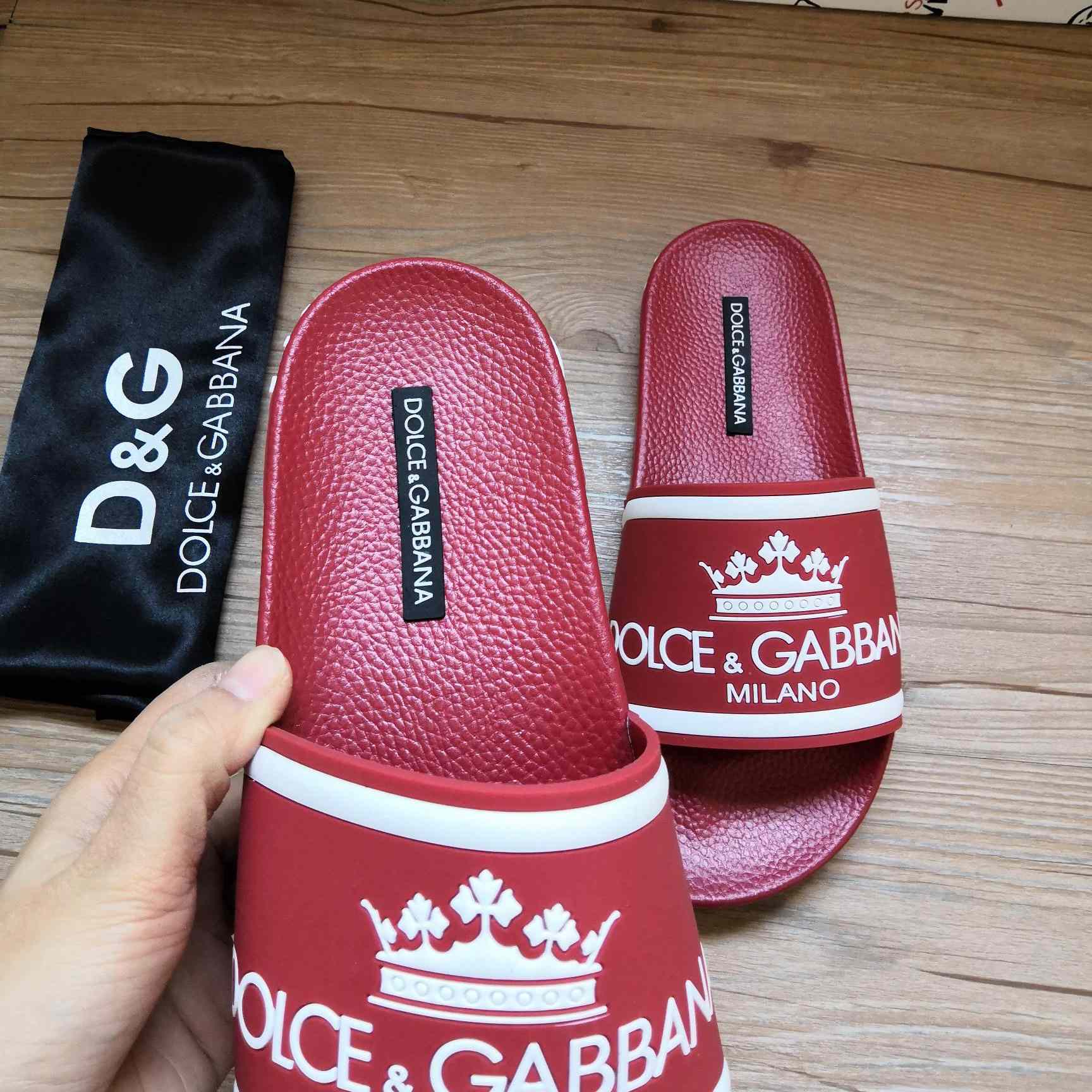 Dolce & Gabbana Logo Slides - EUR FASHION