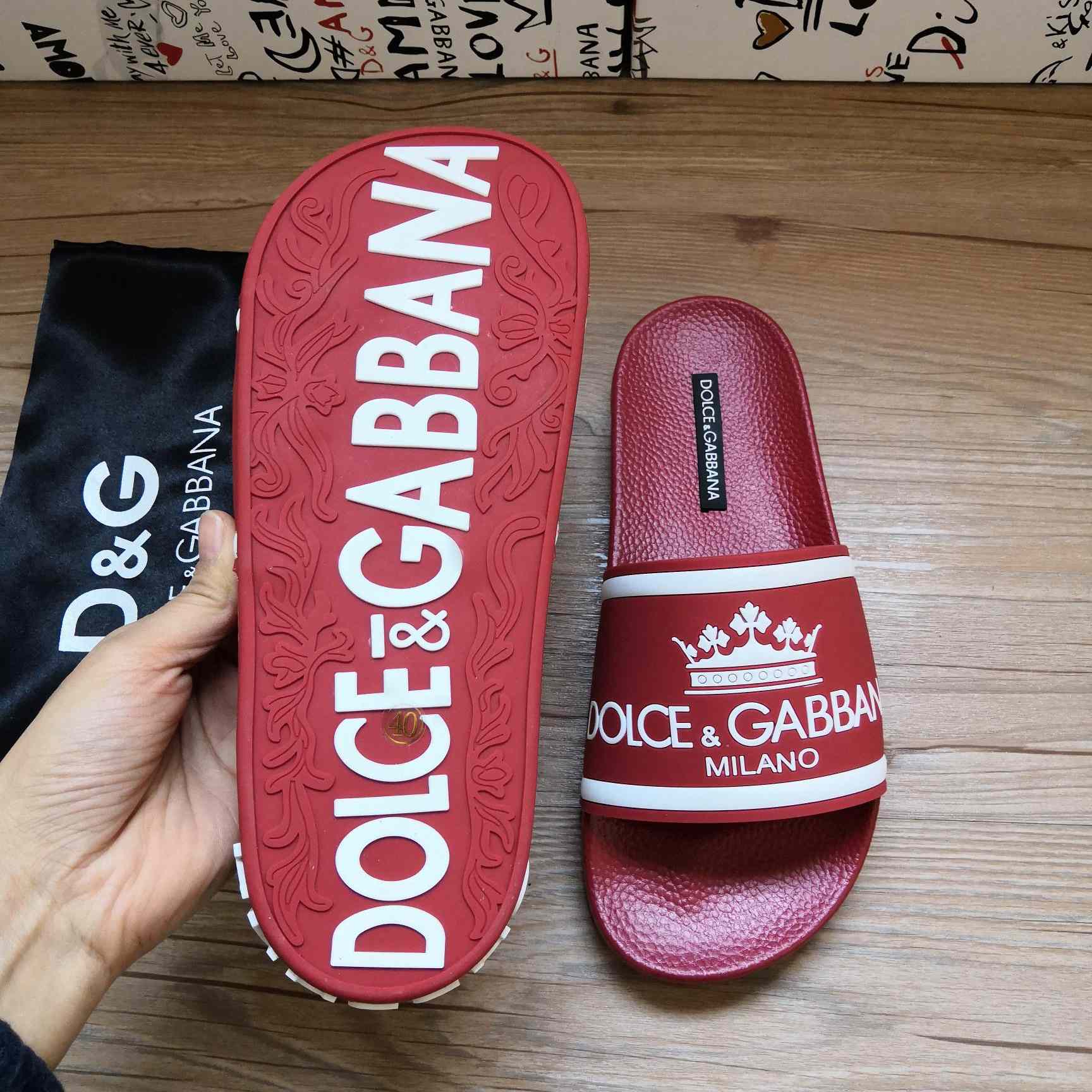 Dolce & Gabbana Logo Slides - EUR FASHION