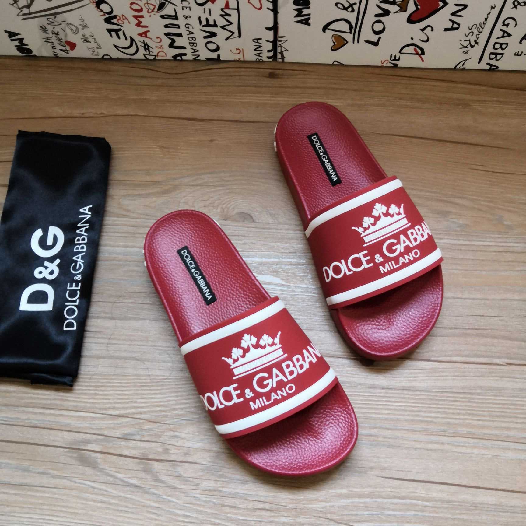 Dolce & Gabbana Logo Slides - EUR FASHION