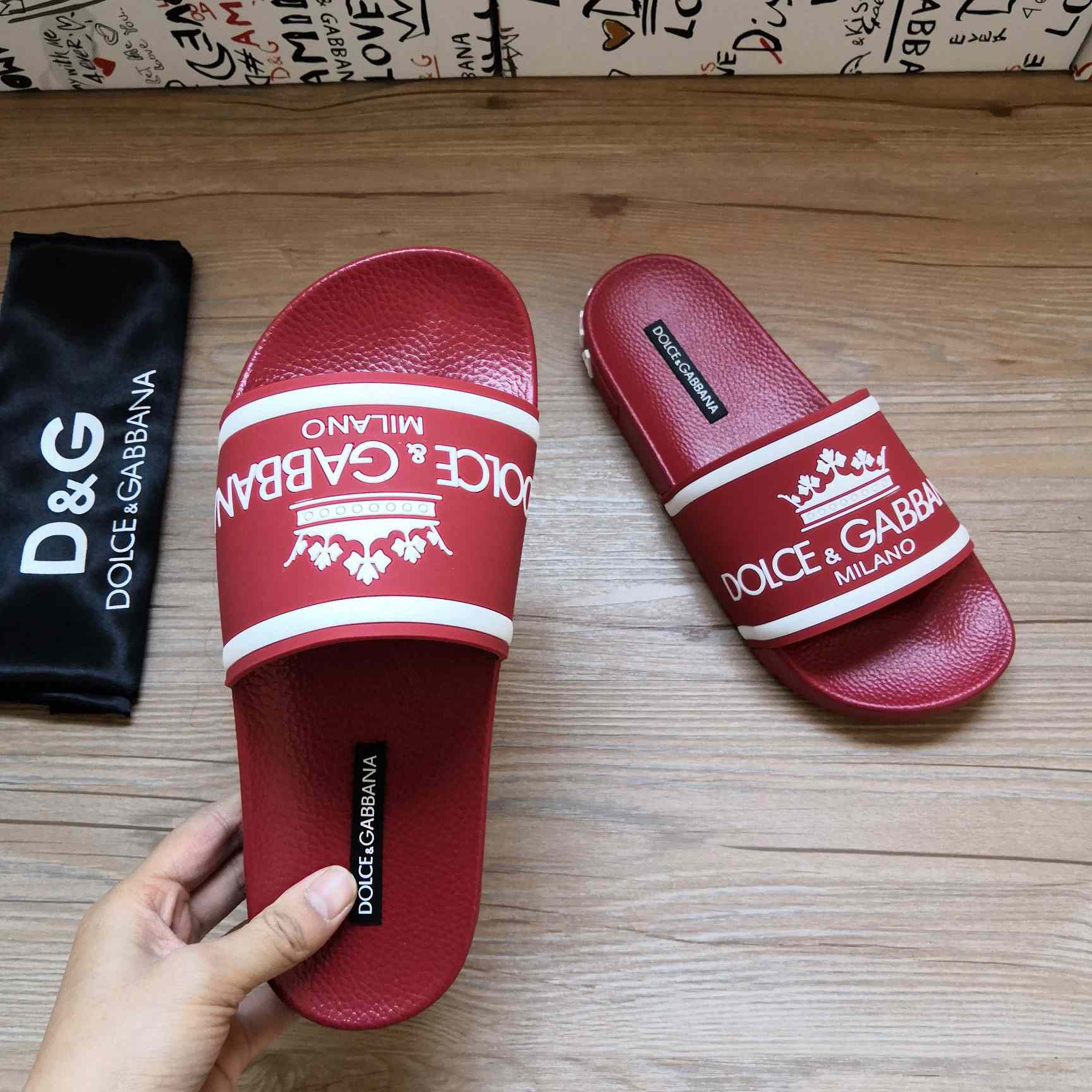 Dolce & Gabbana Logo Slides - EUR FASHION