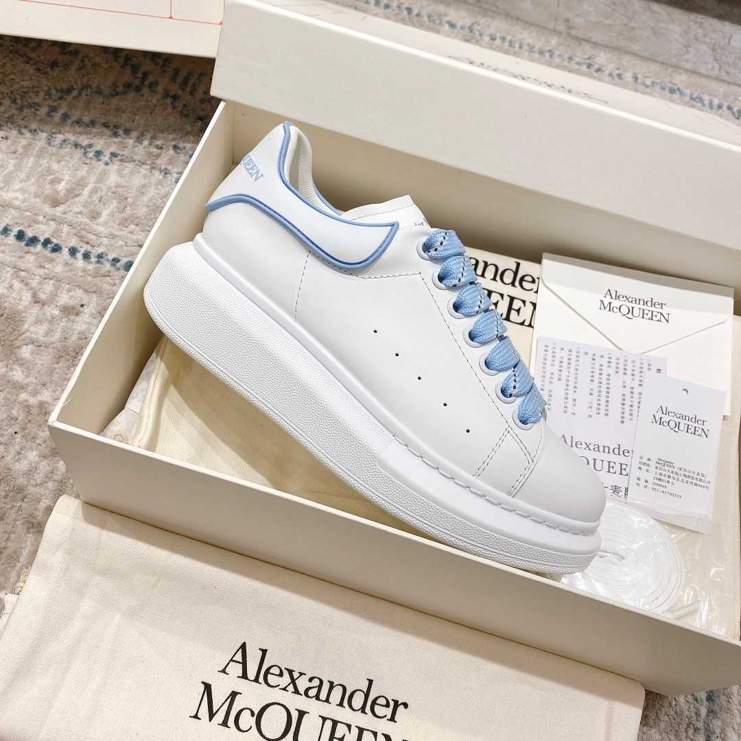 Alexander Mqueen Oversized Sneaker In White - EUR FASHION