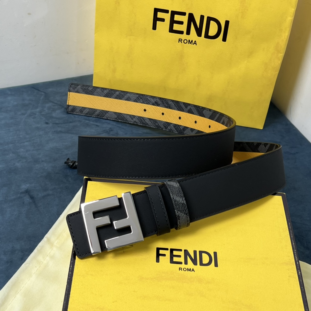 Fendi Reversible Black Leather Belt  - EUR FASHION