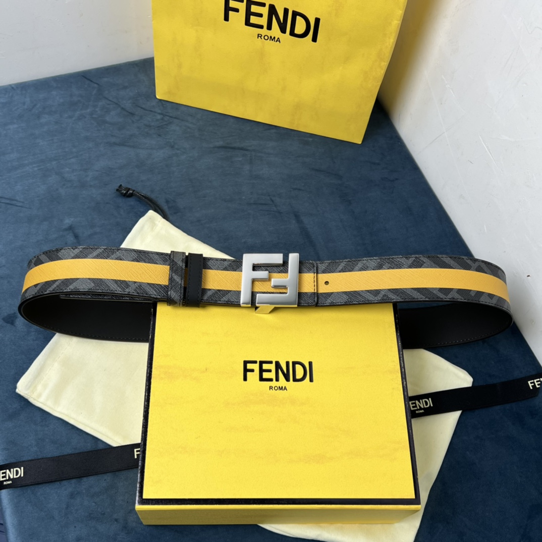 Fendi Reversible Black Leather Belt  - EUR FASHION