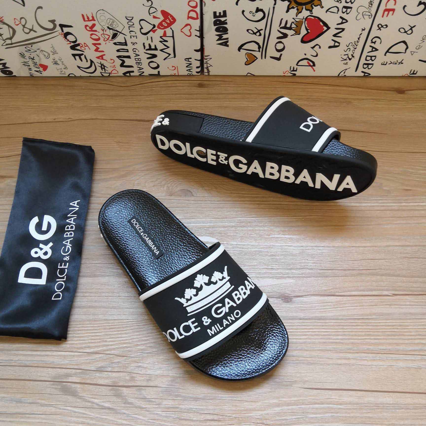 Dolce & Gabbana Logo Slides - EUR FASHION