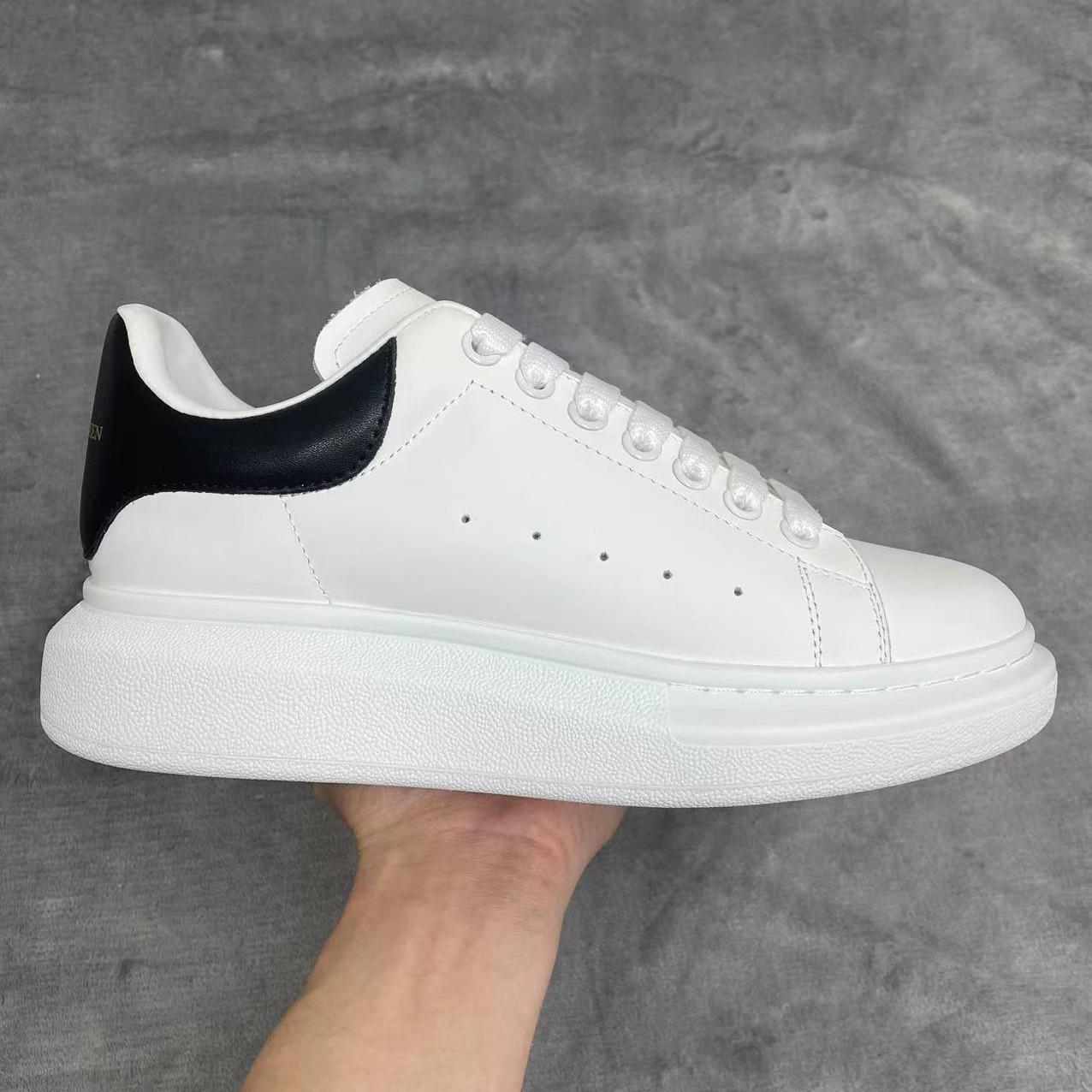 Alexander Mqueen Oversized Sneaker In White - EUR FASHION