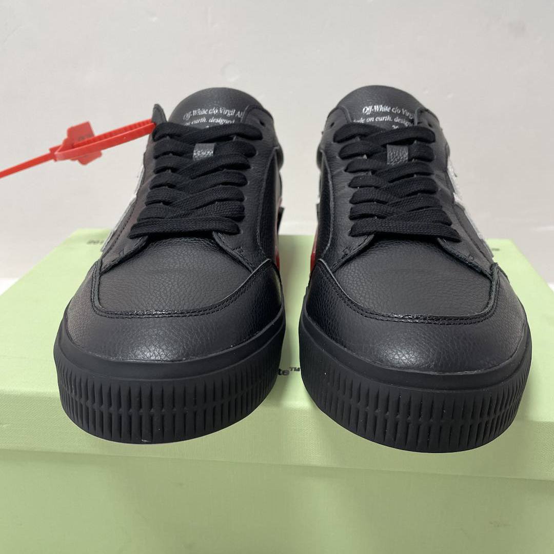 Off White Black Canvas Vulcanized Low Sneakers - EUR FASHION